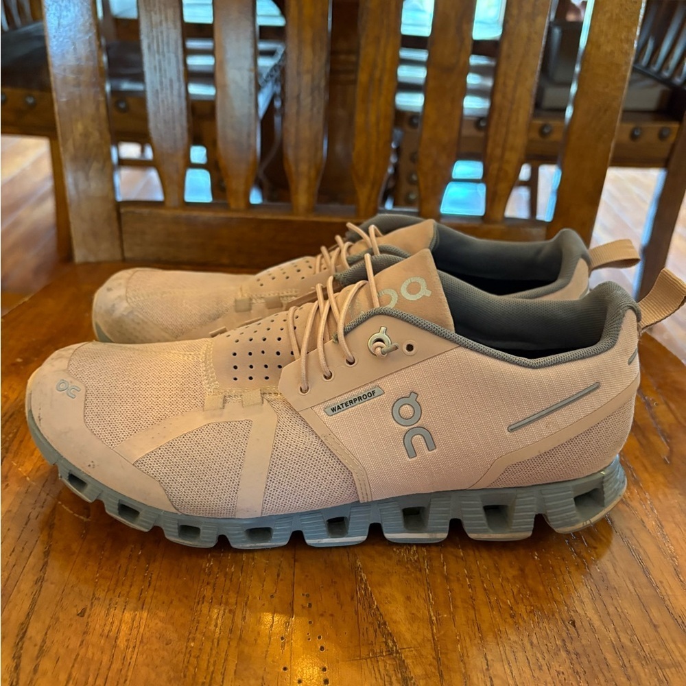 On Running Cloud Women’s Waterproof Shoes – Size 9– Blush Pink & Gray - Picture 6 of 11